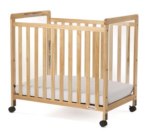 SafteyCraft® Compact Fixed Side Cribs